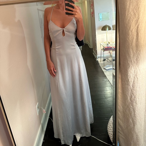 House of Harlow 1960 x Revolve Heidi Maxi in Silver, Size M - Picture 6 of 6